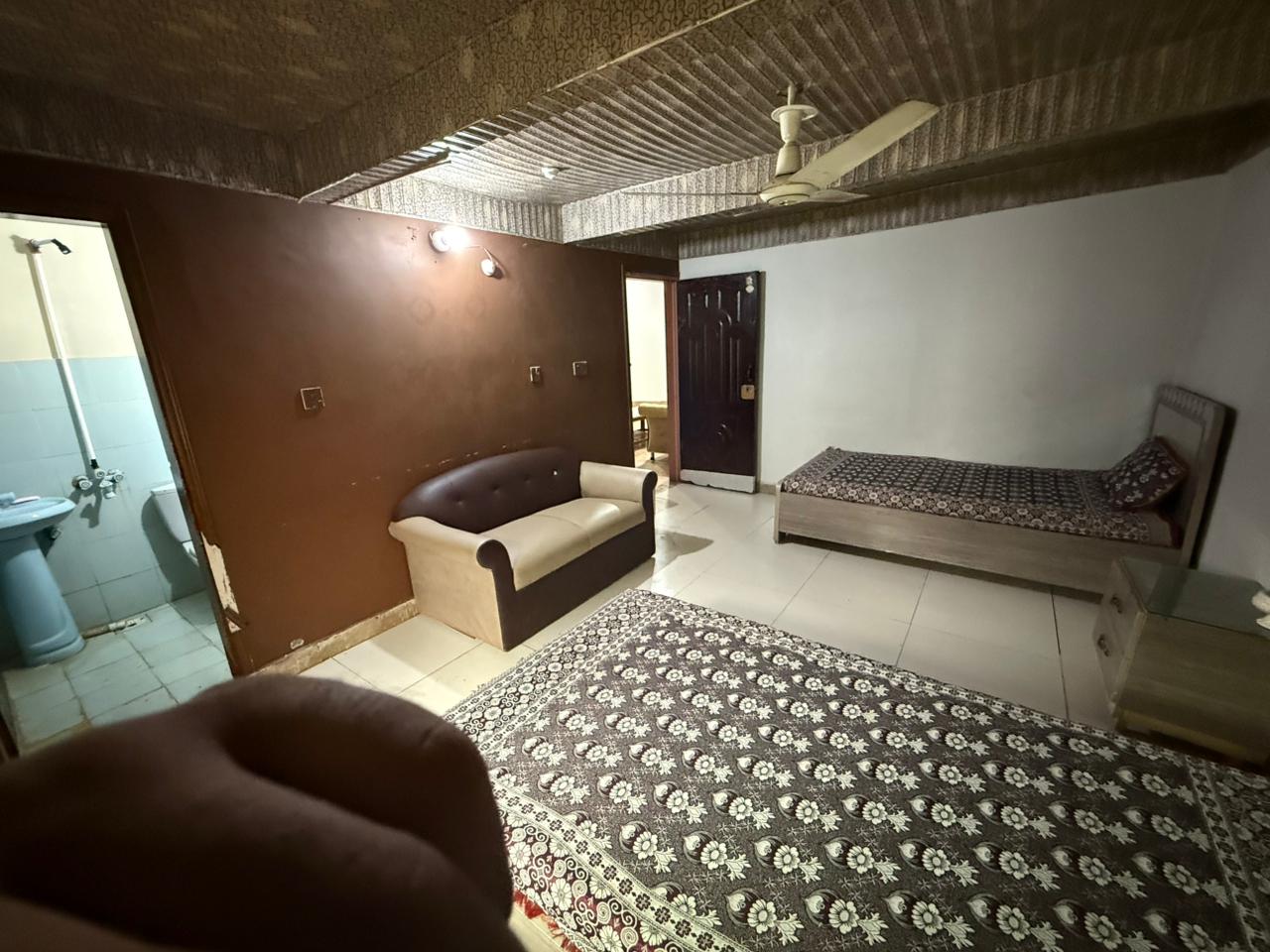 Room 1(1)